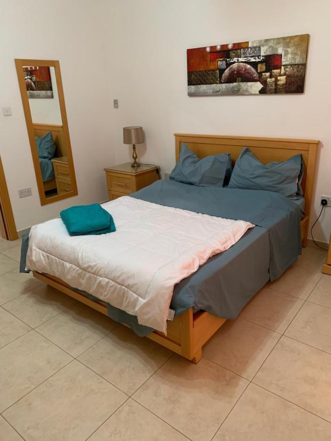 Paola Court Apartment Mellieha Exterior photo